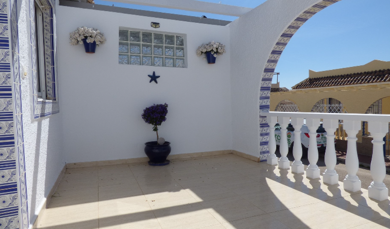 2 Bedroom Terraced For Sale