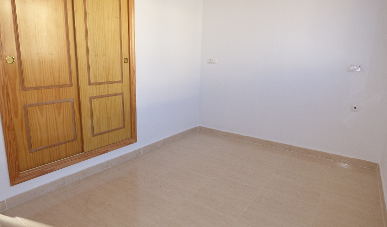 2 Bedroom Terraced For Sale