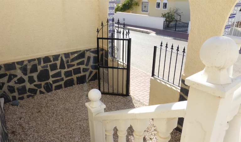 3 Bedroom Terraced For Sale