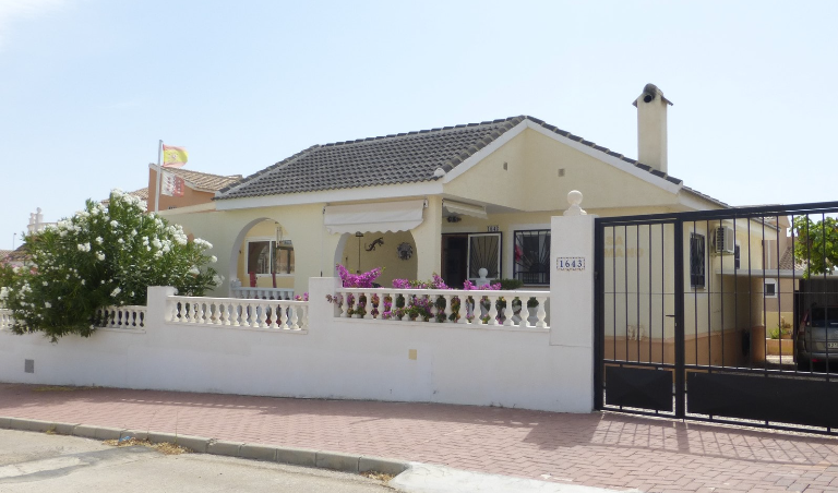 3 Bedroom Detached For Sale