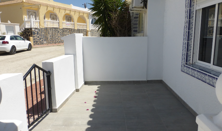 2 Bedroom Terraced For Sale