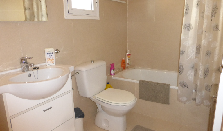 2 Bedroom Semi-Detached For Sale