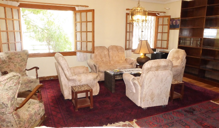 5 Bedroom Chalet For Sale