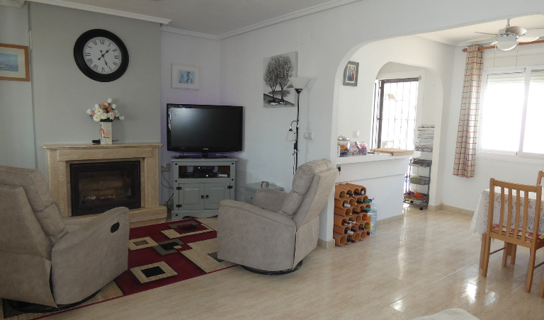 2 Bedroom Terraced For Sale