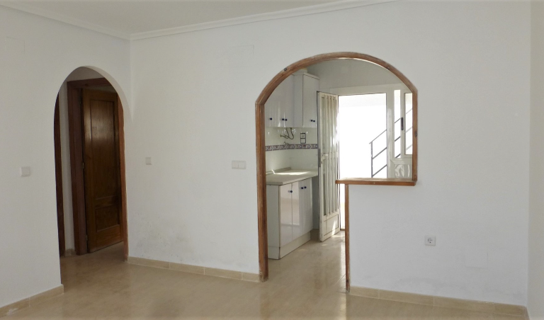 2 Bedroom Terraced For Sale