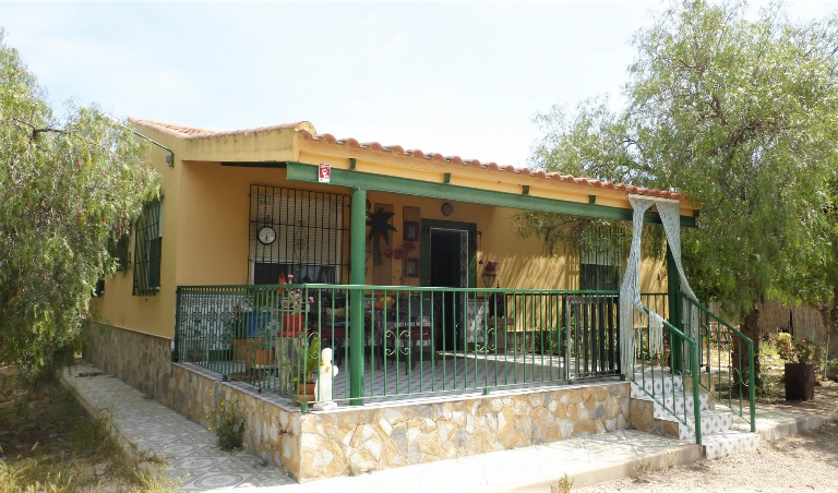 3 Bedroom Villa For Sale