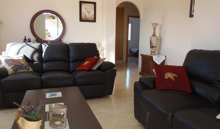 2 Bedroom Finca For Sale