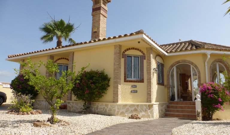 3 Bedroom Detached Villa For Sale