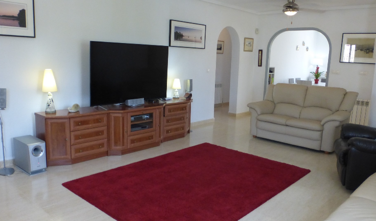 3 Bedroom Detached Villa For Sale