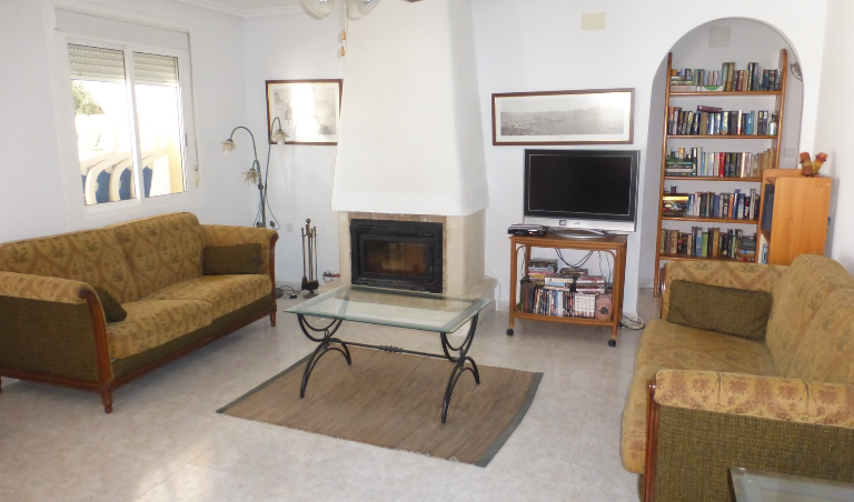 3 Bedroom Detached Villa For Sale