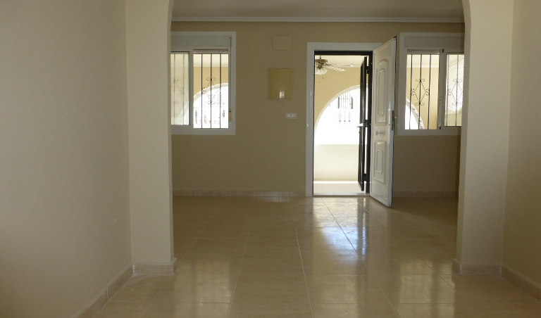 2 Bedroom Terraced For Sale