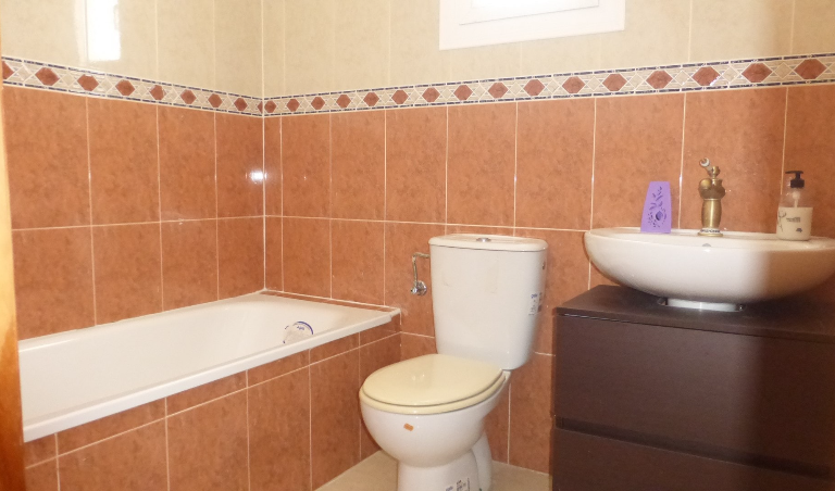 2 Bedroom Terraced For Sale