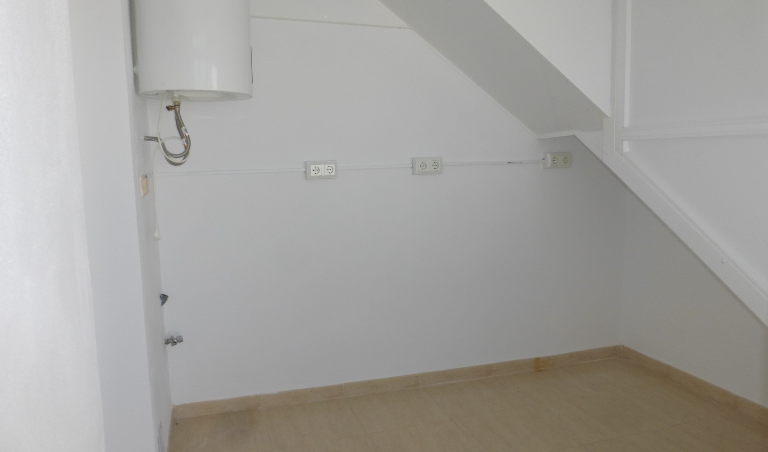 2 Bedroom Terraced For Sale