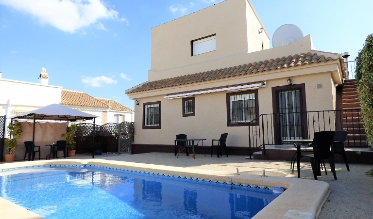 3 Bedroom Detached Villa For Sale