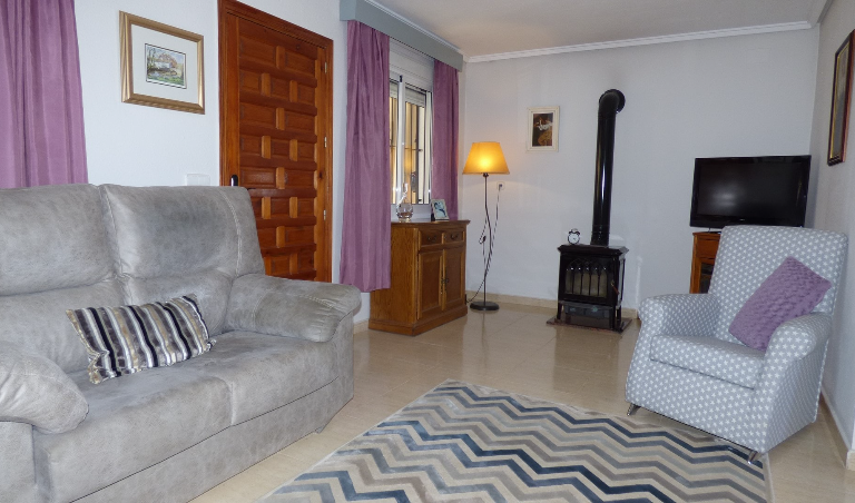 3 Bedroom Detached Villa For Sale