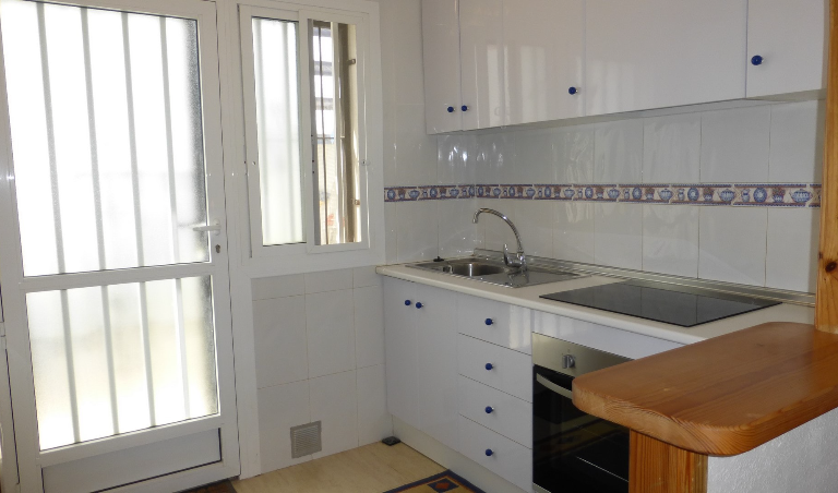 2 Bedroom Terraced For Sale