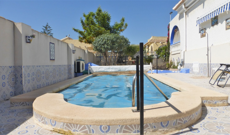 3 Bedroom Detached For Sale