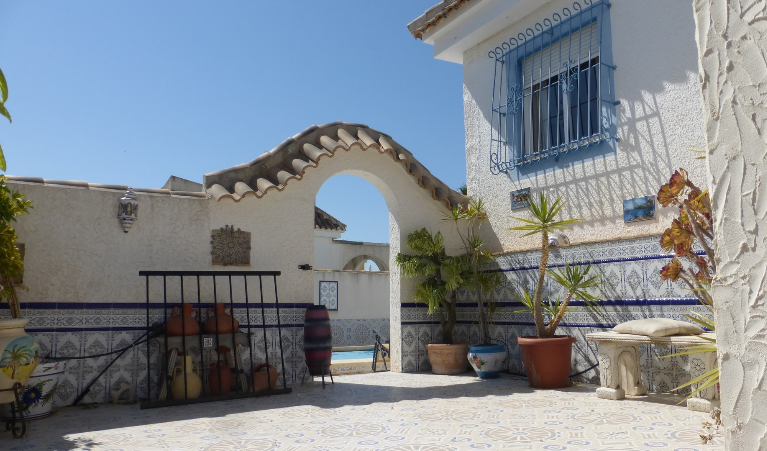 3 Bedroom Detached For Sale