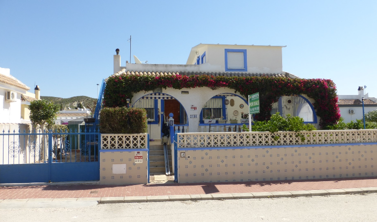 3 Bedroom Detached For Sale