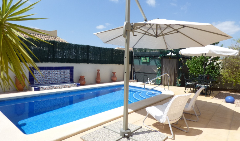2 Bedroom Detached For Sale