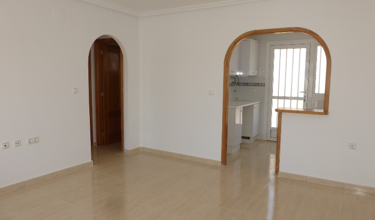 2 Bedroom Terraced For Sale