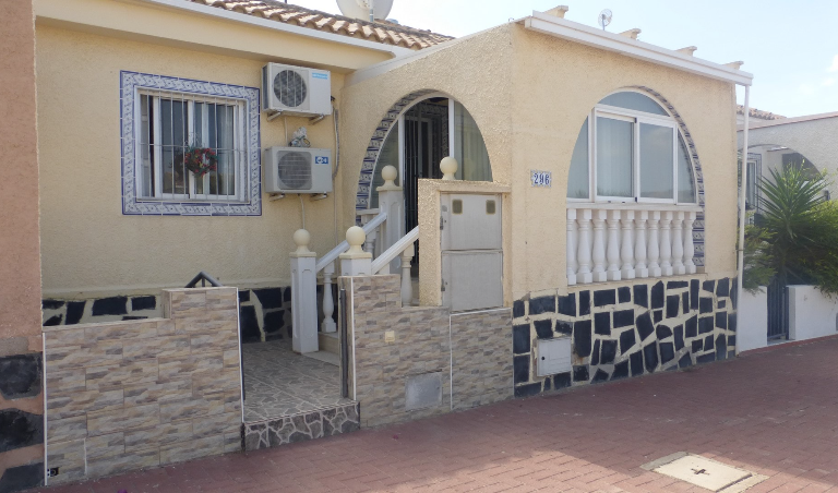 2 Bedroom Terraced For Sale