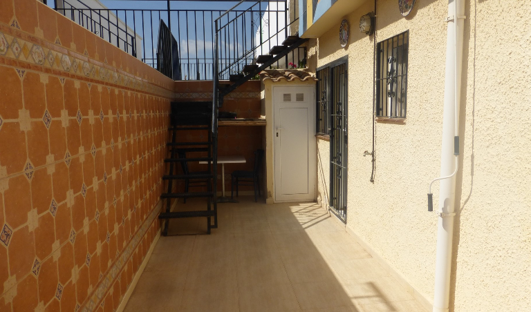 2 Bedroom Terraced For Sale