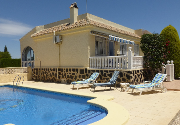 2 Bedroom Detached For Sale