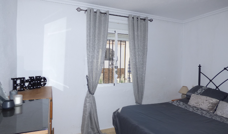 2 Bedroom Terraced For Sale