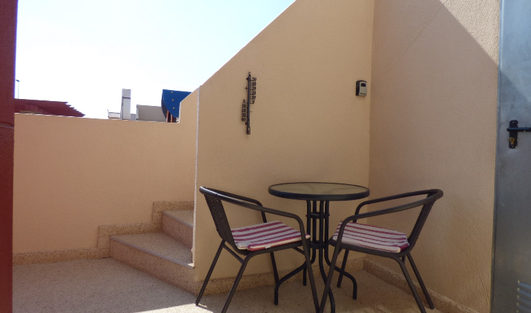 2 Bedroom Terraced For Sale