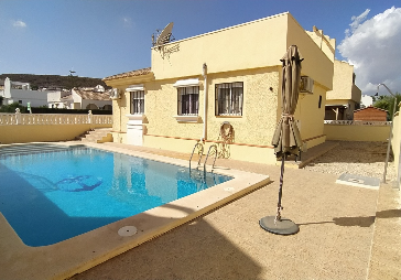 2 Bedroom Detached For Sale