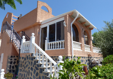 2 Bedroom Detached For Sale
