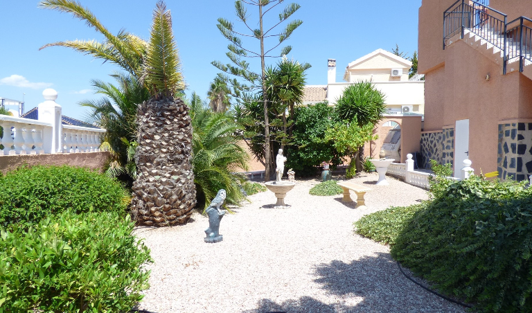 2 Bedroom Detached For Sale