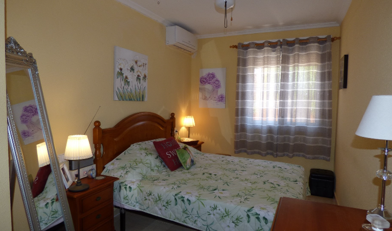 2 Bedroom Detached For Sale