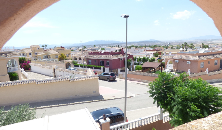 2 Bedroom Detached For Sale