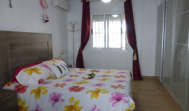 2 Bedroom Terraced For Sale | RED321