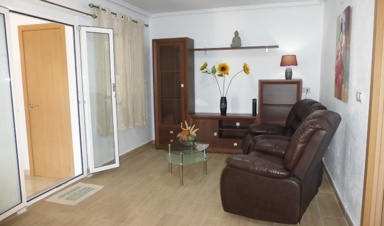 2 Bedroom Terraced For Sale | RED321
