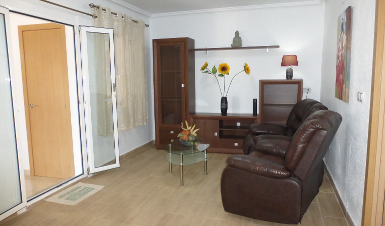 2 Bedroom Terraced For Sale