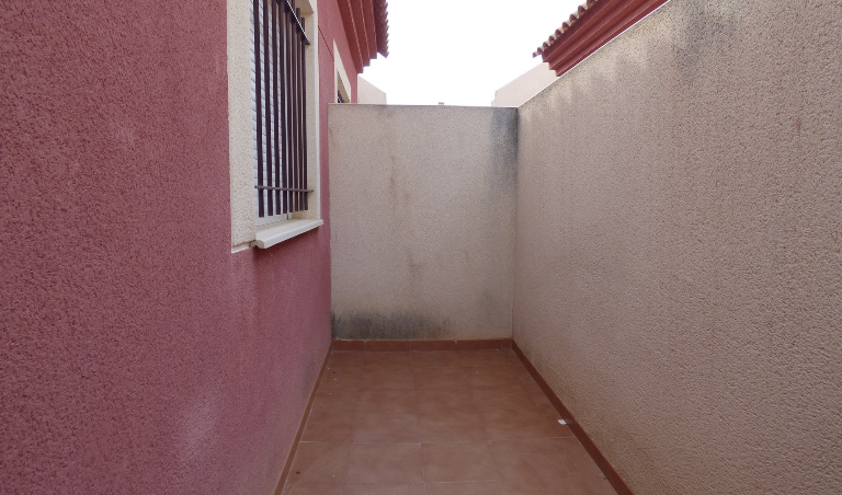 2 Bedroom Terraced For Sale