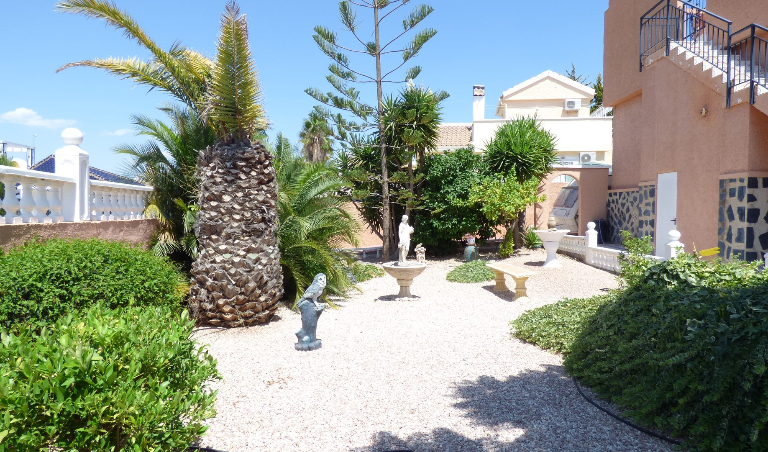 2 Bedroom Detached Villa For Sale