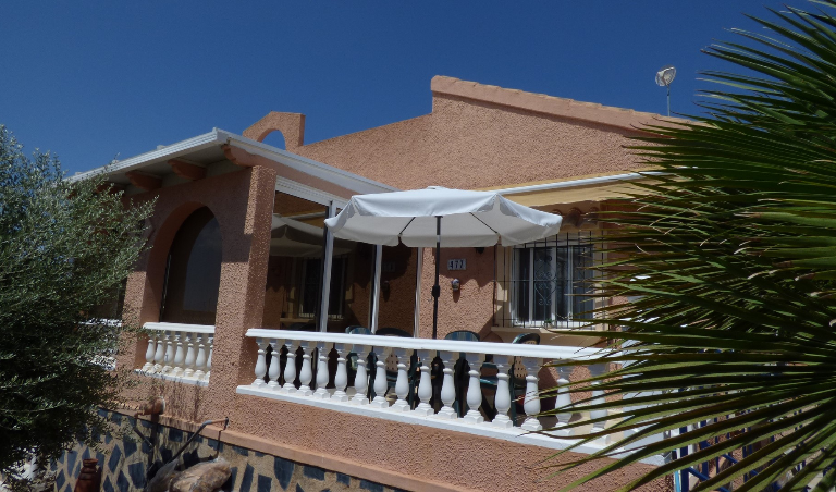 2 Bedroom Detached Villa For Sale