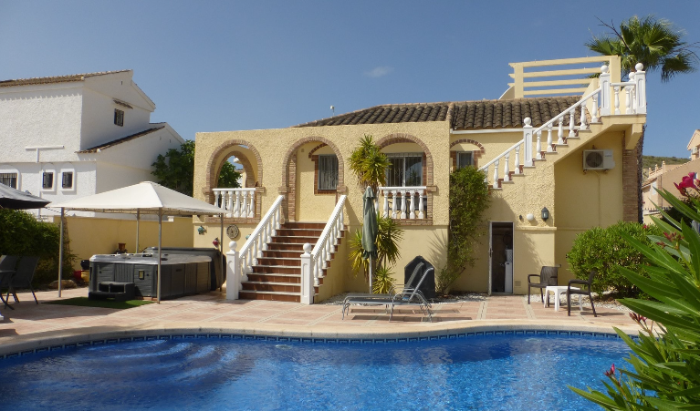 3 Bedroom Detached Villa For Sale