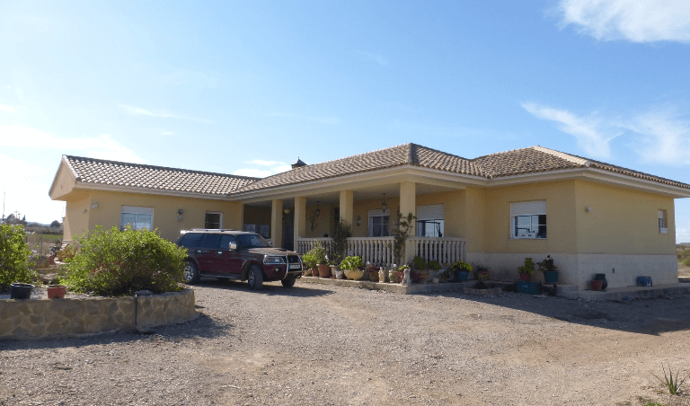 Main Photo of a 5 bedroom  Finca for sale