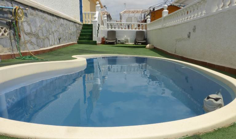 2 bedroom 2 bathroom Semi Detached villa For sale.