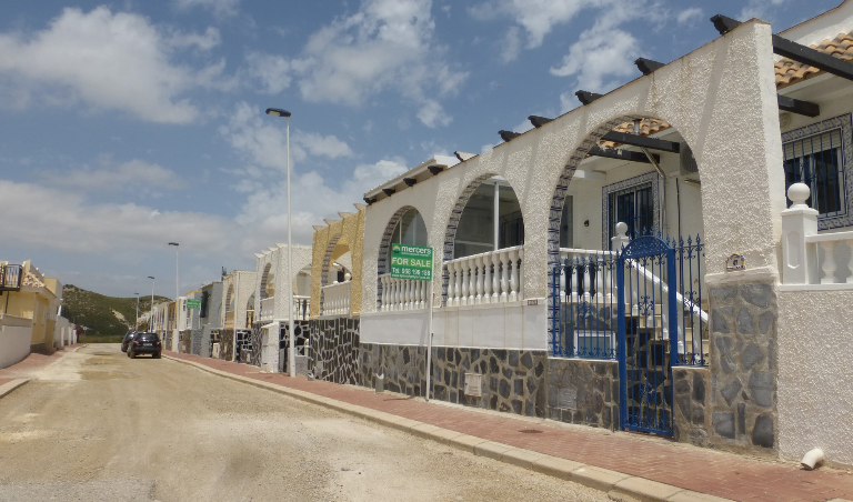 2 bedroom 2 bathroom Semi Detached villa For sale.