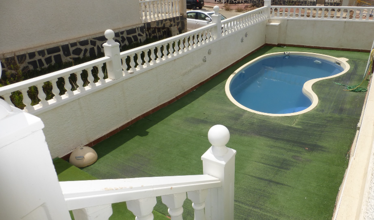 2 bedroom 2 bathroom Semi Detached villa For sale.