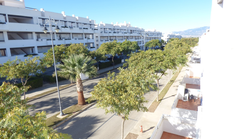 2 bedroom apartment For sale on Condado de Alhama.