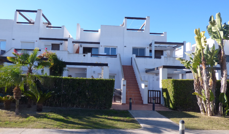 2 bedroom apartment For sale on Condado de Alhama.