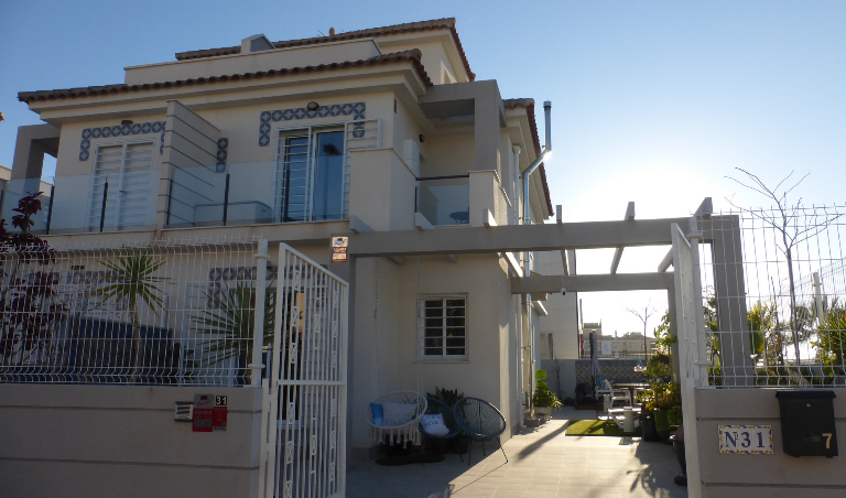 Doppelhaushälfte zum Verkauf in Puerto de Mazarron