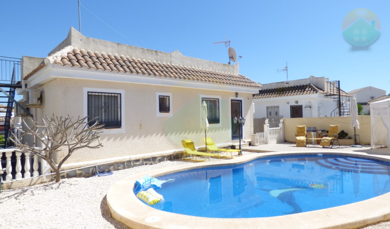 2 bedroom 1 bathroom Detached villa For sale